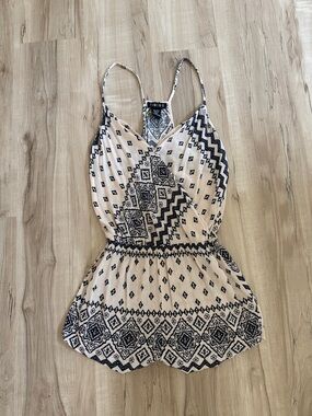 Timing Tan and navy Patterned Spaghetti-Strap Romper size small